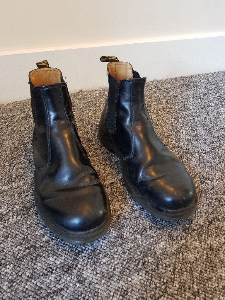 dr martens 2976 mens